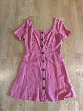 Sadie & Sage Pink-Red Button-Front Short Sleeve Dress